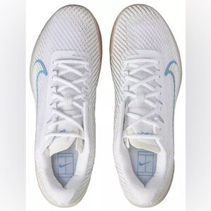 Woman's Zoom Vapor 11 Hard Court Tennis Shoes